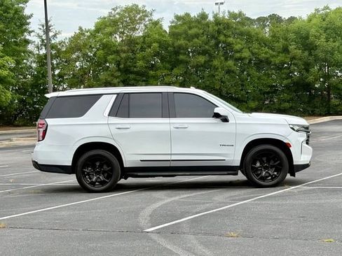 Used 2022 Chevrolet Tahoe LT RWD image 9