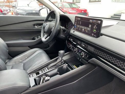Used 2023 Honda Accord Touring image 8