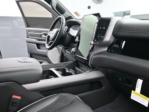 New 2026 RAM 1500 Laramie w/ Night Edition AWD/4WD image 15