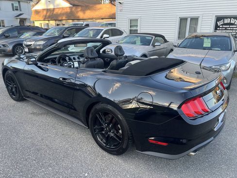Used 2020 Ford Mustang Premium RWD image 28