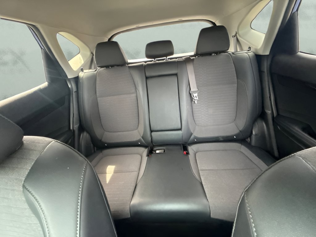 Used 2023 Kia Seltos S w/ Navigation Package FWD image 10