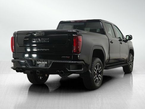 Used 2022 GMC Sierra 1500 AT4 w/ AT4 Premium Package AWD/4WD image 5