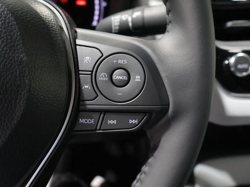 Used 2026 Toyota Corolla SE FWD image 33