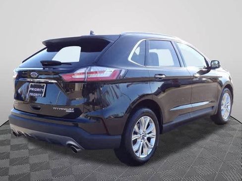 Used 2020 Ford Edge Titanium image 3