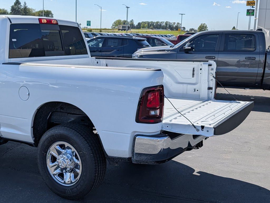 New 2026 RAM 2500 Tradesman AWD/4WD image 7