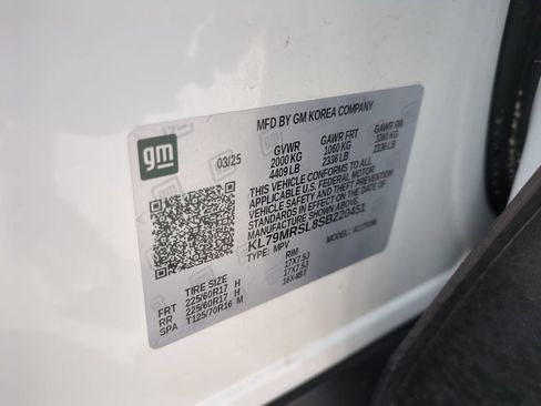 Used 2025 Chevrolet TrailBlazer LT AWD/4WD image 34