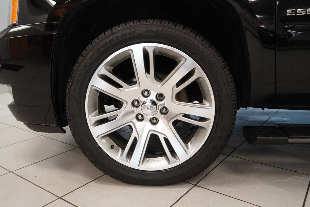 Used 2013 Cadillac Escalade ESV Premium AWD/4WD image 17