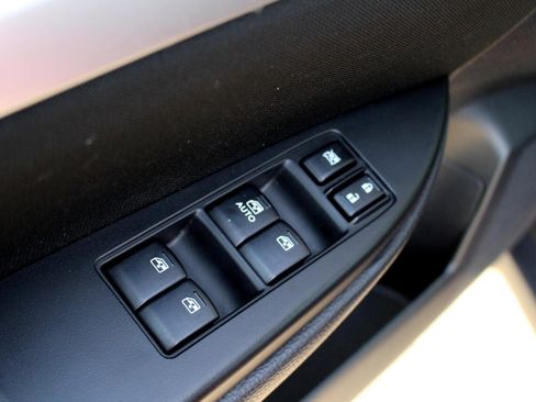 Used 2014 Subaru Outback 2.5i w/ Alloy Wheel Package image 12