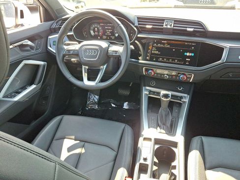 Used 2024 Audi Q3 2.0T Premium w/ Convenience Package AWD/4WD image 15
