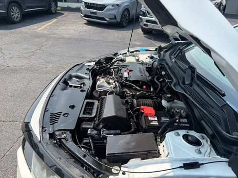 Used 2020 Honda Civic Sport image 10