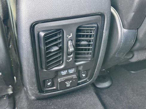 Used 2022 Dodge Durango GT AWD/4WD image 27