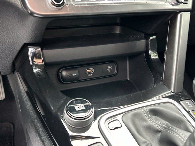 Used 2025 Kia Seltos S AWD/4WD image 58