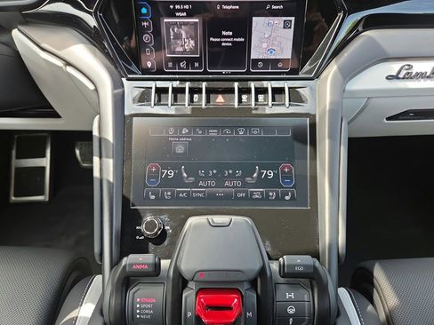 Used 2024 Lamborghini Urus S AWD/4WD image 13