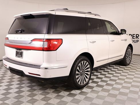 Used 2018 Lincoln Navigator Reserve w/ Technology Package image 21