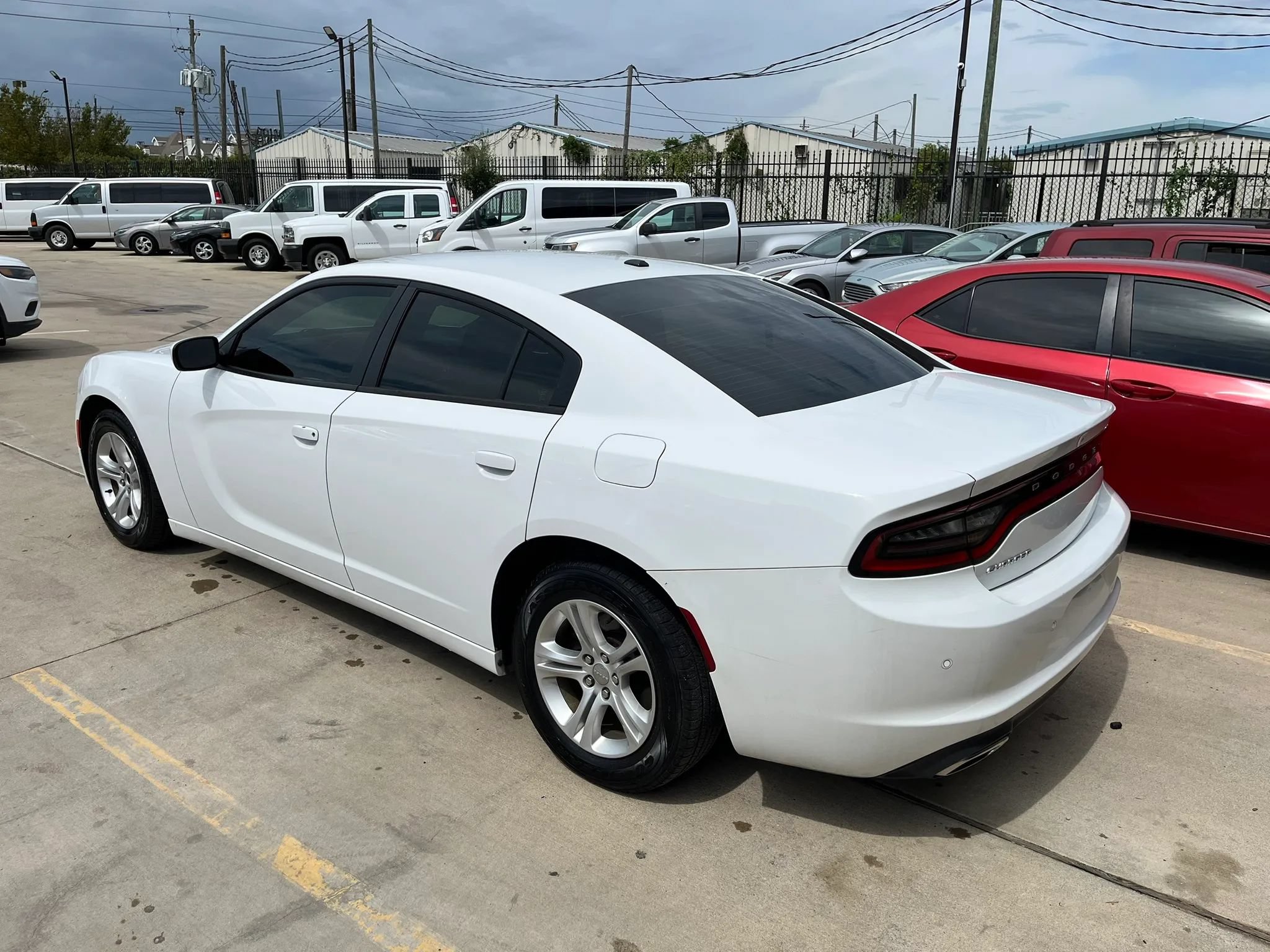 Used 2019 Dodge Charger SXT RWD image 5