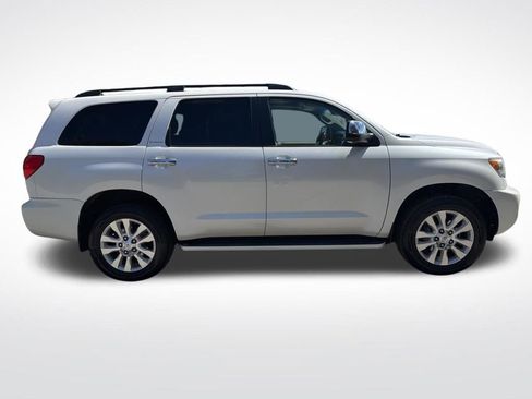 Used 2015 Toyota Sequoia Platinum image 4