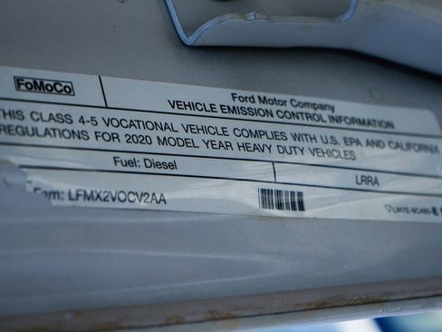 Used 2021 Ford F550 4x4 Crew Cab Super Duty image 13