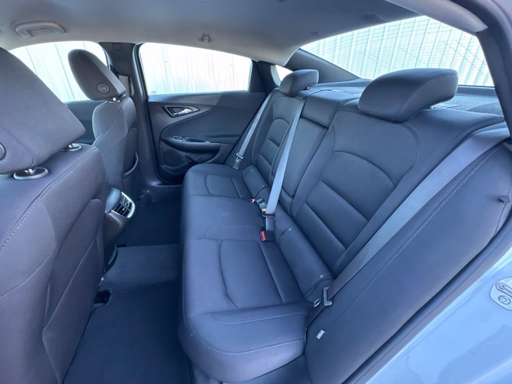 Used 2024 Chevrolet Malibu LT FWD image 32