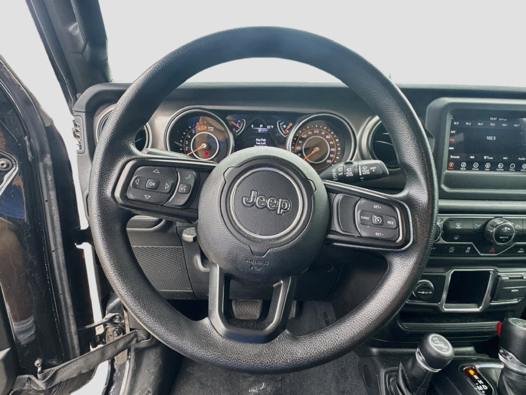 Certified 2022 Jeep Wrangler Sport AWD/4WD image 12