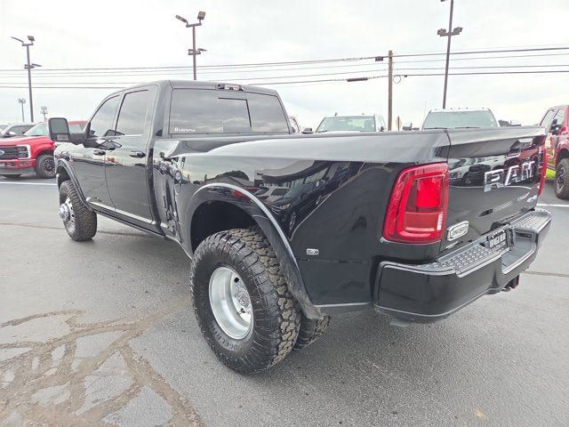 Used 2025 RAM 3500 Longhorn AWD/4WD image 4