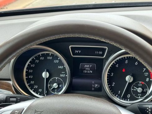 Used 2014 Mercedes-Benz ML 350 ML 350 Sport Utility 4D image 34