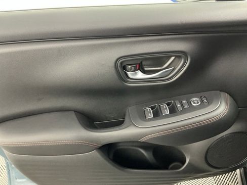 Certified 2025 Honda HR-V Sport image 7