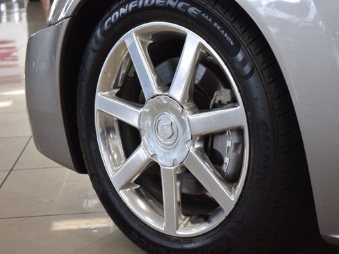Used 2005 Cadillac XLR RWD image 29