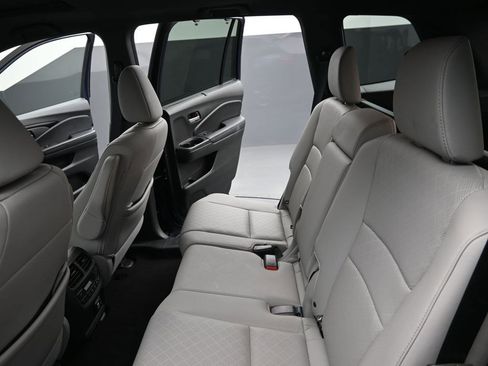 Used 2019 Honda Passport Touring image 13