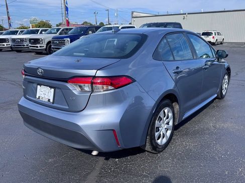 Used 2024 Toyota Corolla LE FWD image 3