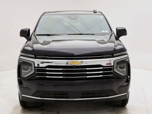 Used 2025 Chevrolet Tahoe LT image 4