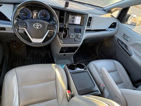 Certified 2019 Toyota Sienna XLE w/ XLE Navigation Package image 2