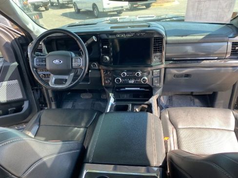 Used 2023 Ford F350 Lariat w/ Lariat Ultimate Package AWD/4WD image 22