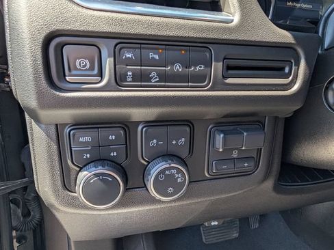 Used 2021 Chevrolet Tahoe Z71 w/ Z71 Signature Package AWD/4WD image 25
