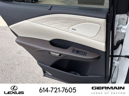 New 2026 Lexus RX 350 AWD image 18