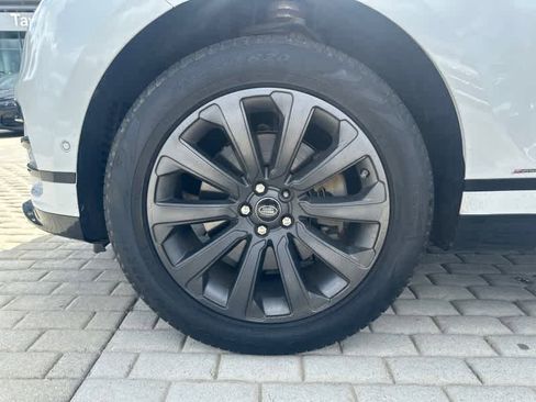 Used 2019 Land Rover Range Rover Velar R-Dynamic SE AWD/4WD image 15