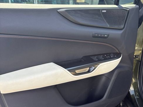 Used 2022 Lexus NX 350h AWD w/ Vision Package image 11