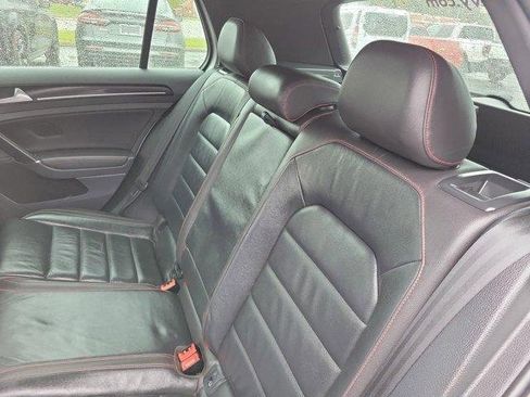 Used 2015 Volkswagen GTI SE image 9