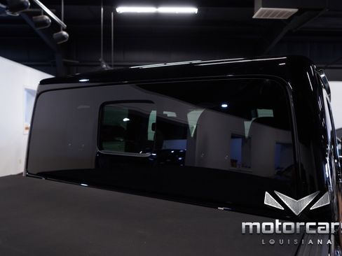 Used 2024 Jeep Gladiator Mojave AWD/4WD image 18