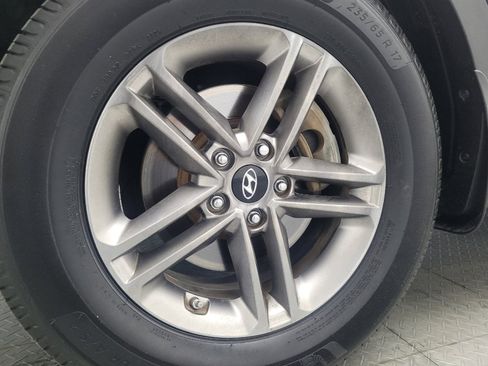 Used 2018 Hyundai Santa Fe Sport w/ 2.4L Value Package 02 FWD image 31