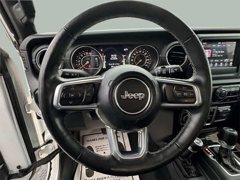 Used 2021 Jeep Wrangler Unlimited Sahara w/ Cold Weather Group image 9