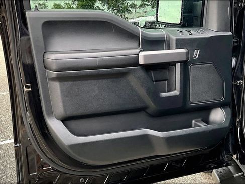 Used 2020 Ford F150 XLT w/ Equipment Group 302A Luxury AWD/4WD image 22