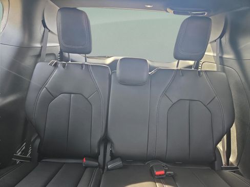 New 2026 Chrysler Voyager LX FWD image 27