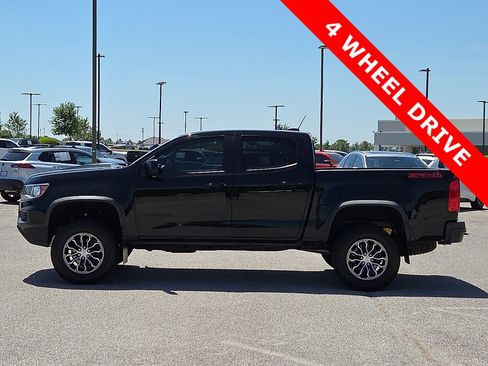 Used 2022 Chevrolet Colorado ZR2 w/ LPO, Power Package AWD/4WD image 3