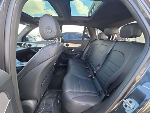 Used 2021 Mercedes-Benz GLC 300 image 8