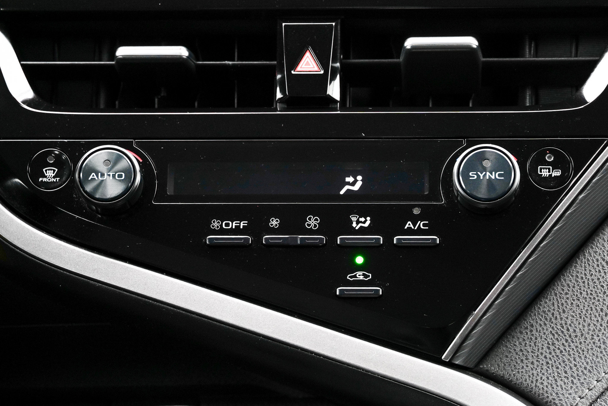 Used 2023 Toyota Camry LE FWD image 34
