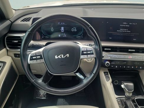 Used 2024 Kia Telluride S w/ S Sunroof Package FWD image 12