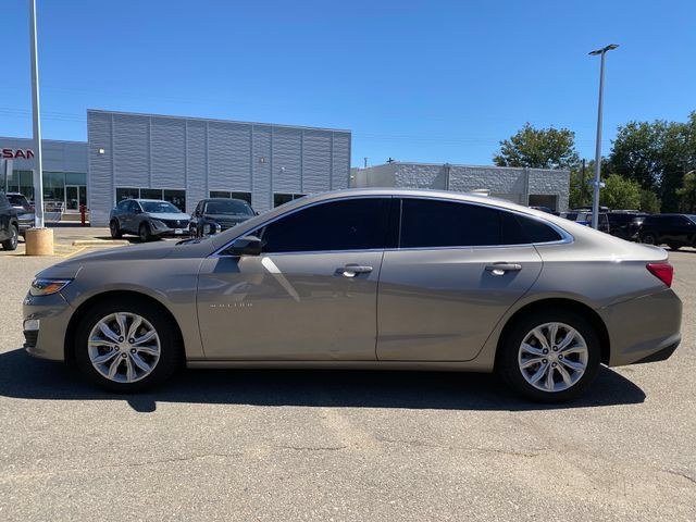 Used 2023 Chevrolet Malibu LT FWD image 2