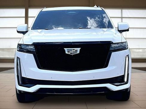 Used 2023 Cadillac Escalade ESV Sport Platinum w/ LPO, ONYX Package AWD/4WD image 3