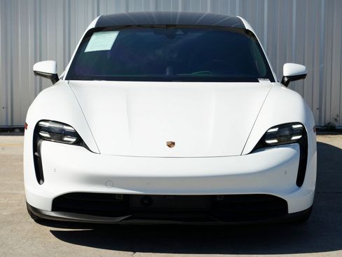 Used 2020 Porsche Taycan 4S w/ Premium Package image 52