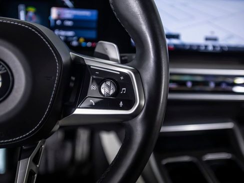 Used 2023 BMW 740i 740i image 39